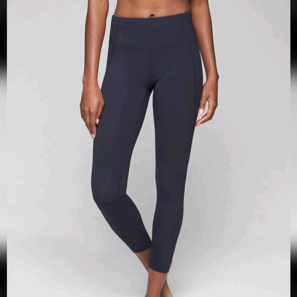 Athleta Salutation 7/8 Tight, NAVY SIZE Sm         ‎       #591375 -01